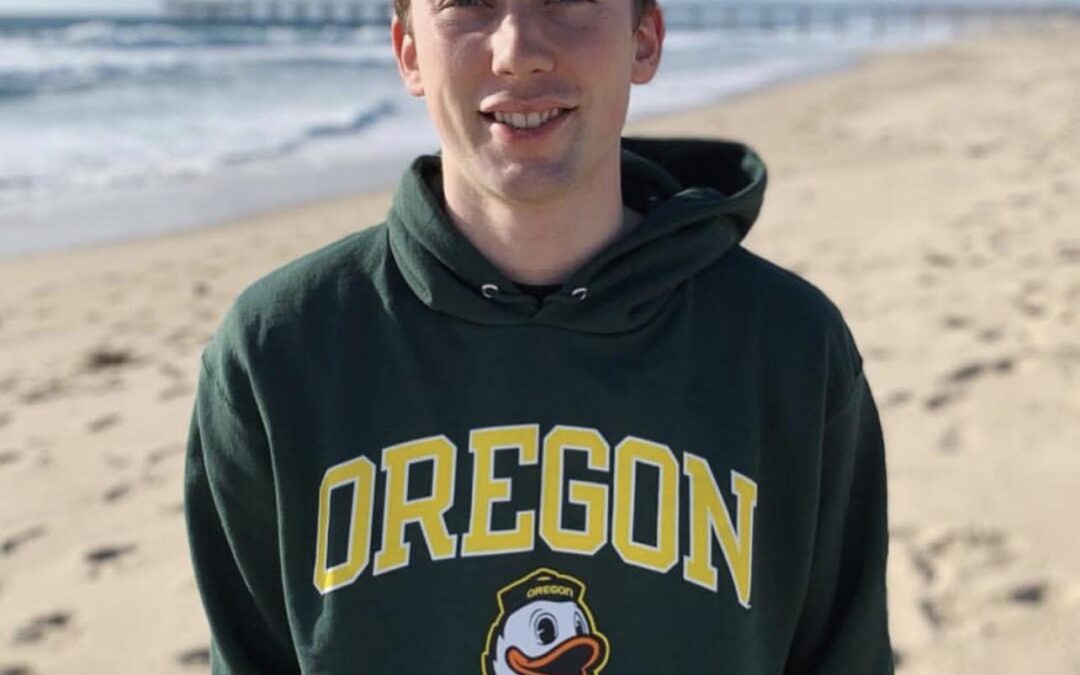 Lucas Hobbs,University of Oregon